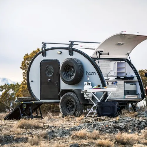 Boulder 200 Briefcase Solar Charging Kit