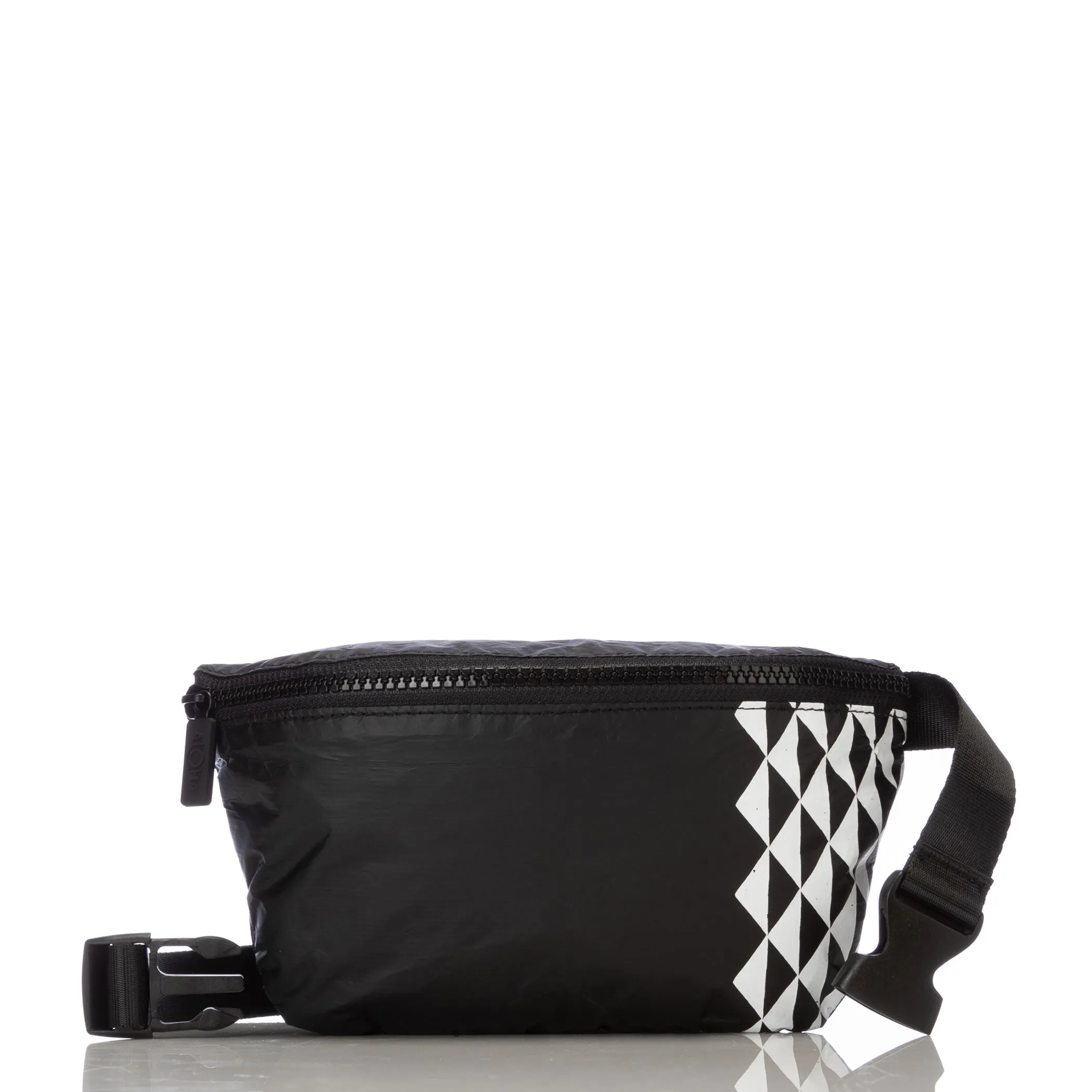 Kona Mini Hip Pack / White & Black