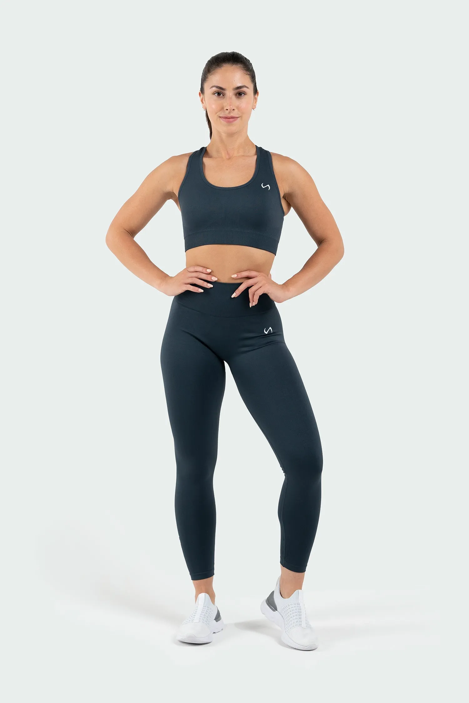 Sculpt Seamless Racerback Sports Bra