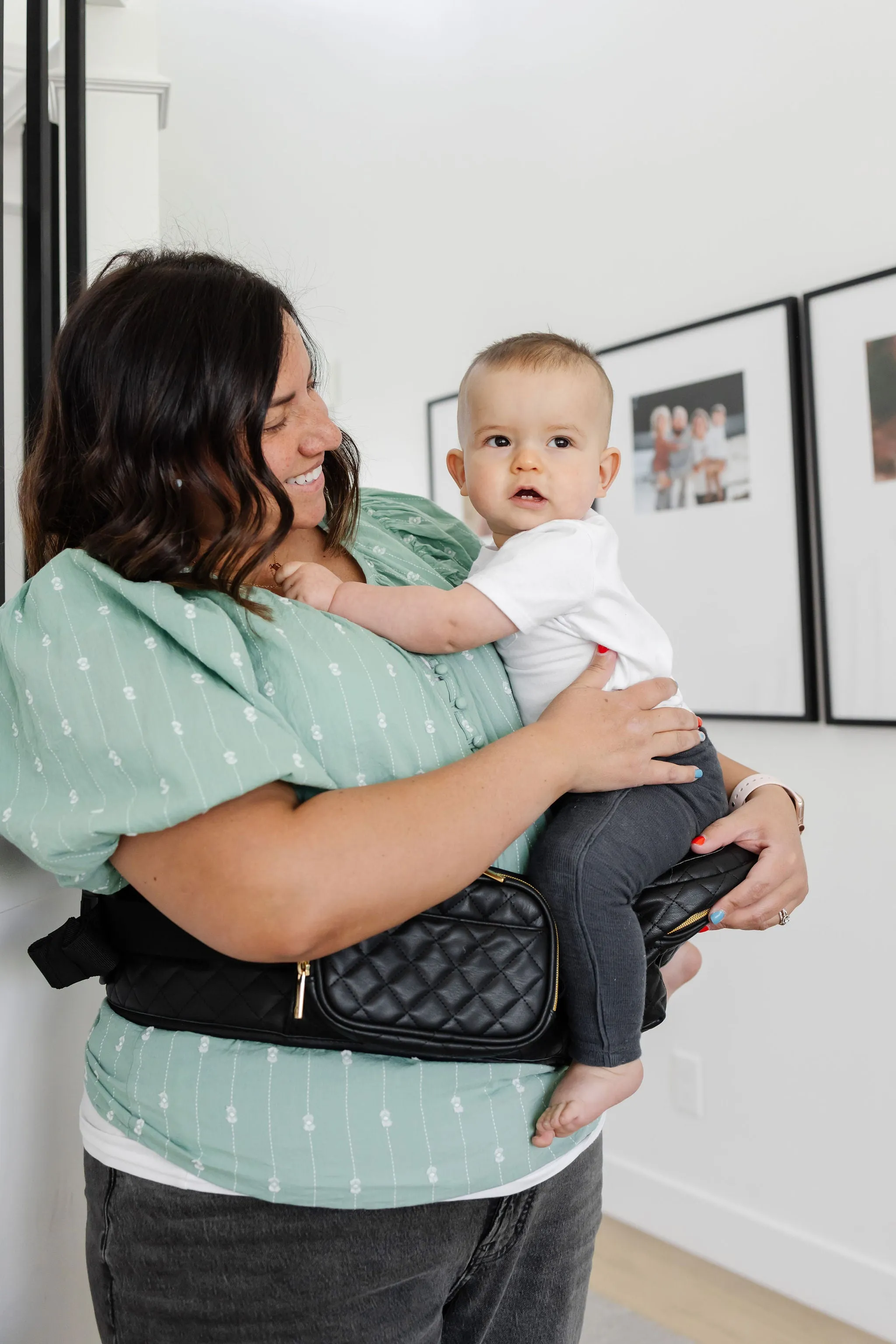 Tushbaby Hip Carrier