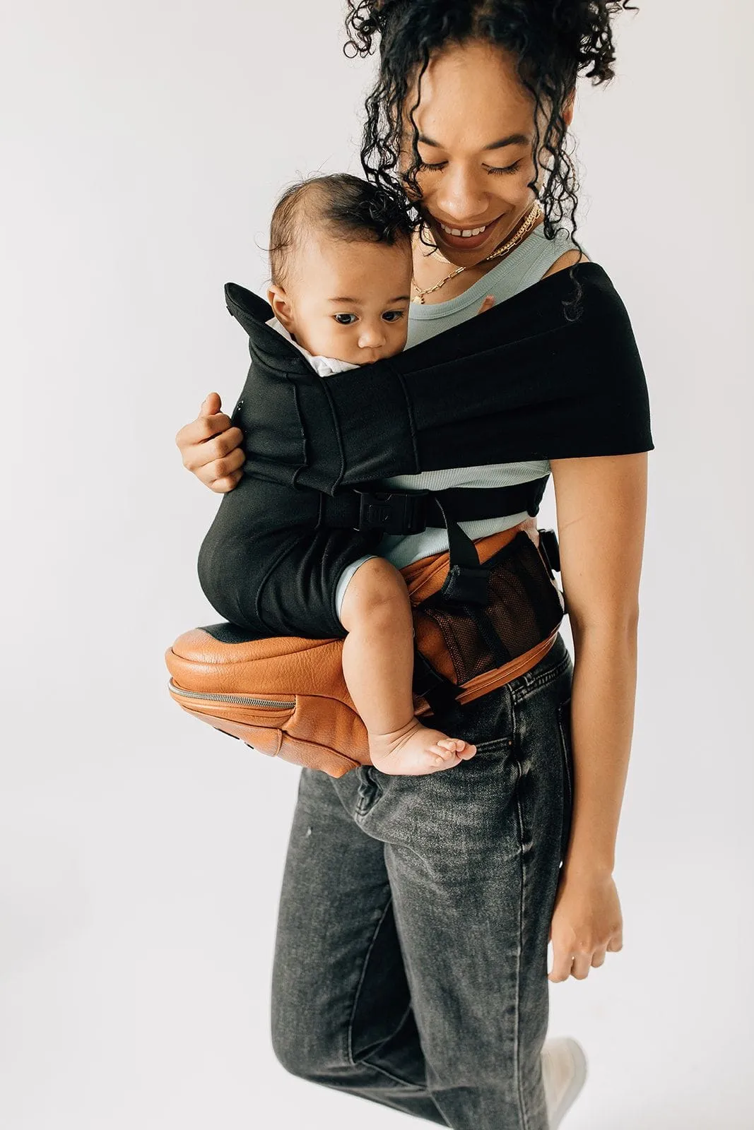 Tushbaby Hip Carrier