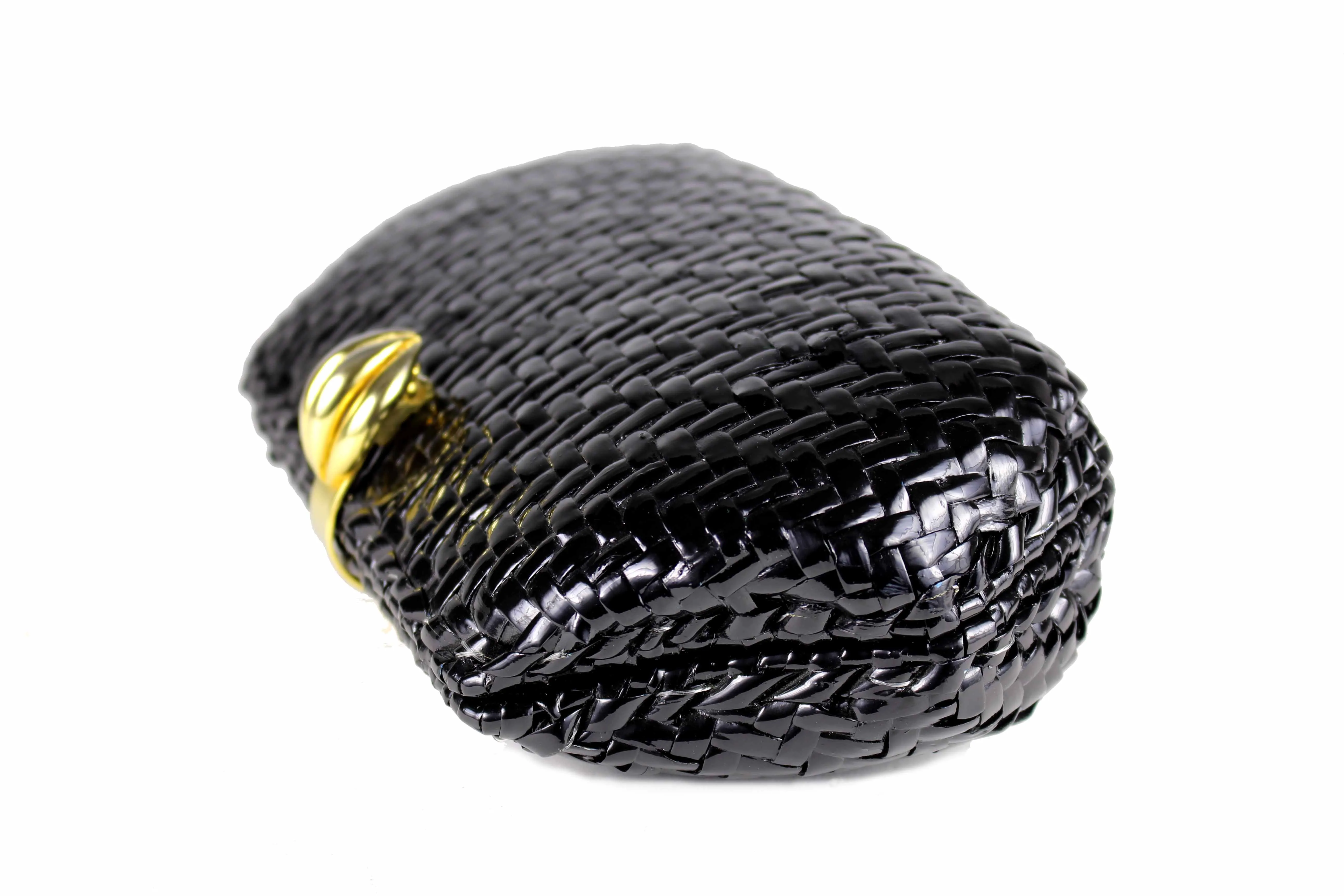 VANESSA black wicker clutch